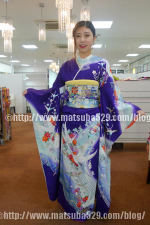 三重成人式ママ振袖花凛