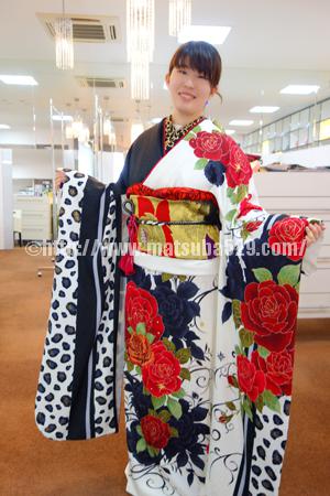 三重成人式振袖レンタル里央奈