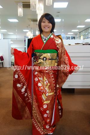 三重成人式ママ振袖莉緒